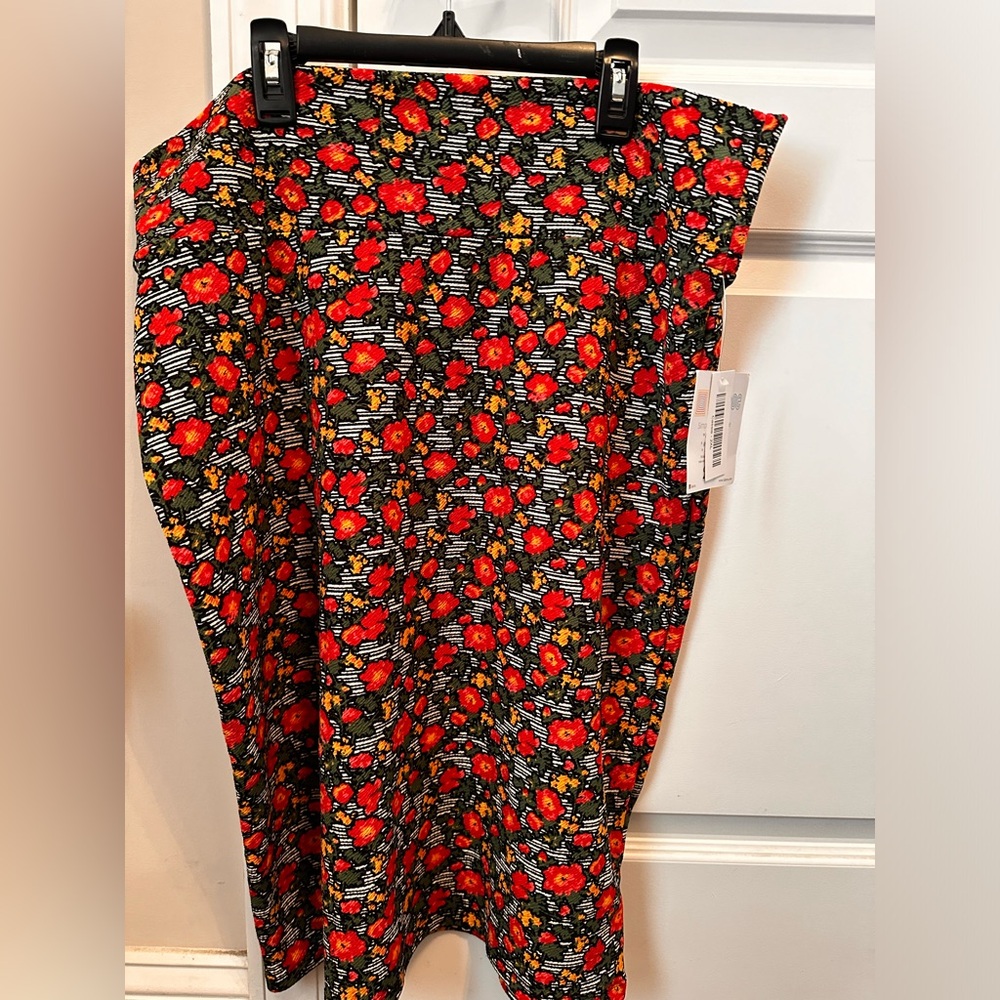 Lularoe Cassie Midi Skirt Size 2X Very colorful